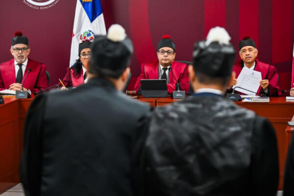 Johnny Pujols afirma que la inconstitucionalidad de la Ley del DNI es una victoria de la libertad y la democracia
