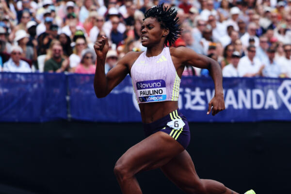 Marileidy Paulino gana los 400 metros femeninos en la Liga Diamante de Londres