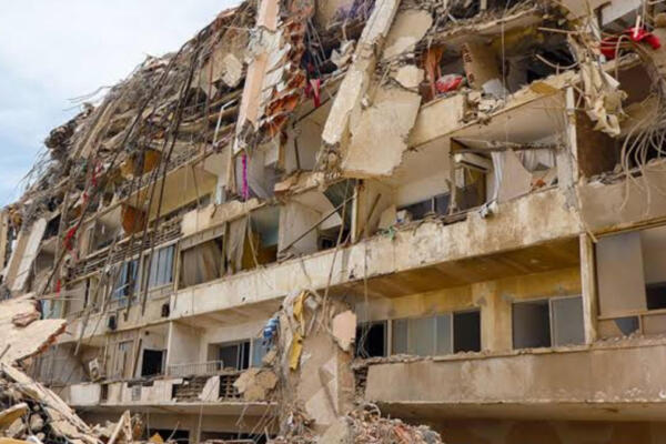Suben a 3.685 los muertos por los terremotos en Venezuela