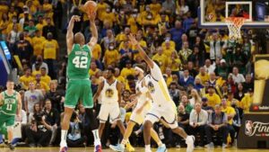 Récord de triples de Al Horford: ni el propio Curry lo pudo hacer