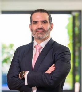Indalecio López, CEO del Banco de Ahorro y Crédito JMMB Bank, S.A