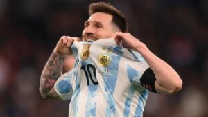 Messi superó a Pelé en el ranking de goleadores históricos