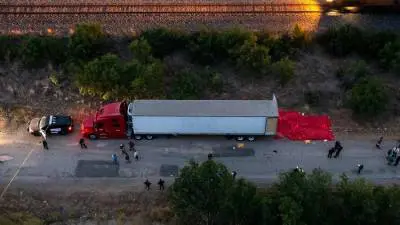 La ONU pide justicia para los migrantes muertos en un tráiler en Texas