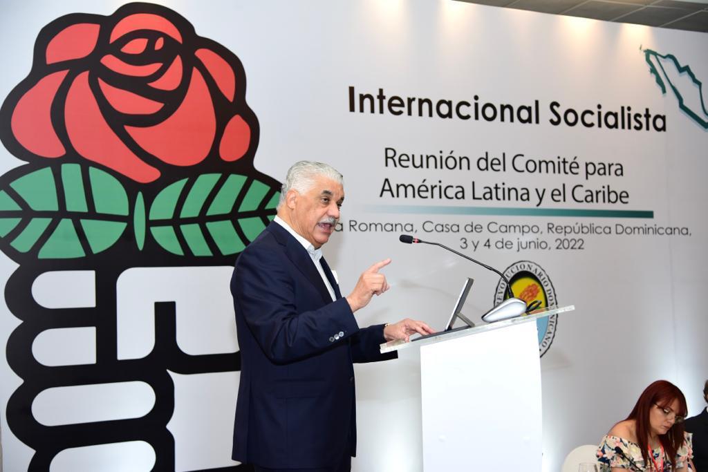 Miguel Vargas promueve unidad en Comité Internacional Socialista