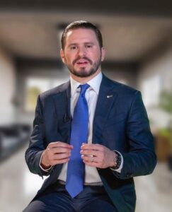 Aboga jóvenes participen en política para impulsar transformaciones
