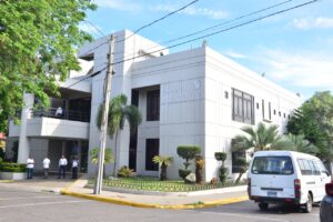 Velan restos de abogado asesinado; Policía recaba evidencias