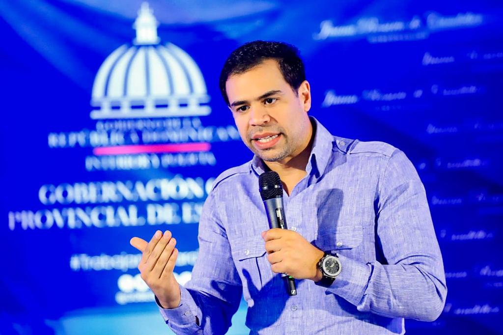 Roberto Ángel Salcedo destaca inversión social del Gobierno
