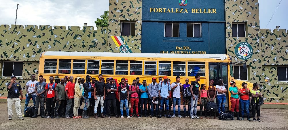 detienen 134 haitianos  en el noroeste y la frontera
