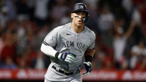 Aaron Judge consigue récord de Yankees de Babe Ruth y Mickey Mantle