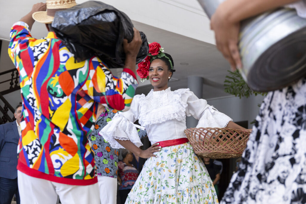 Cultura celebra a ritmo de merengue el Día Mundial del Folklore