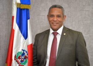 Franklin Romero es el nuevo vocero del PRM en Senado