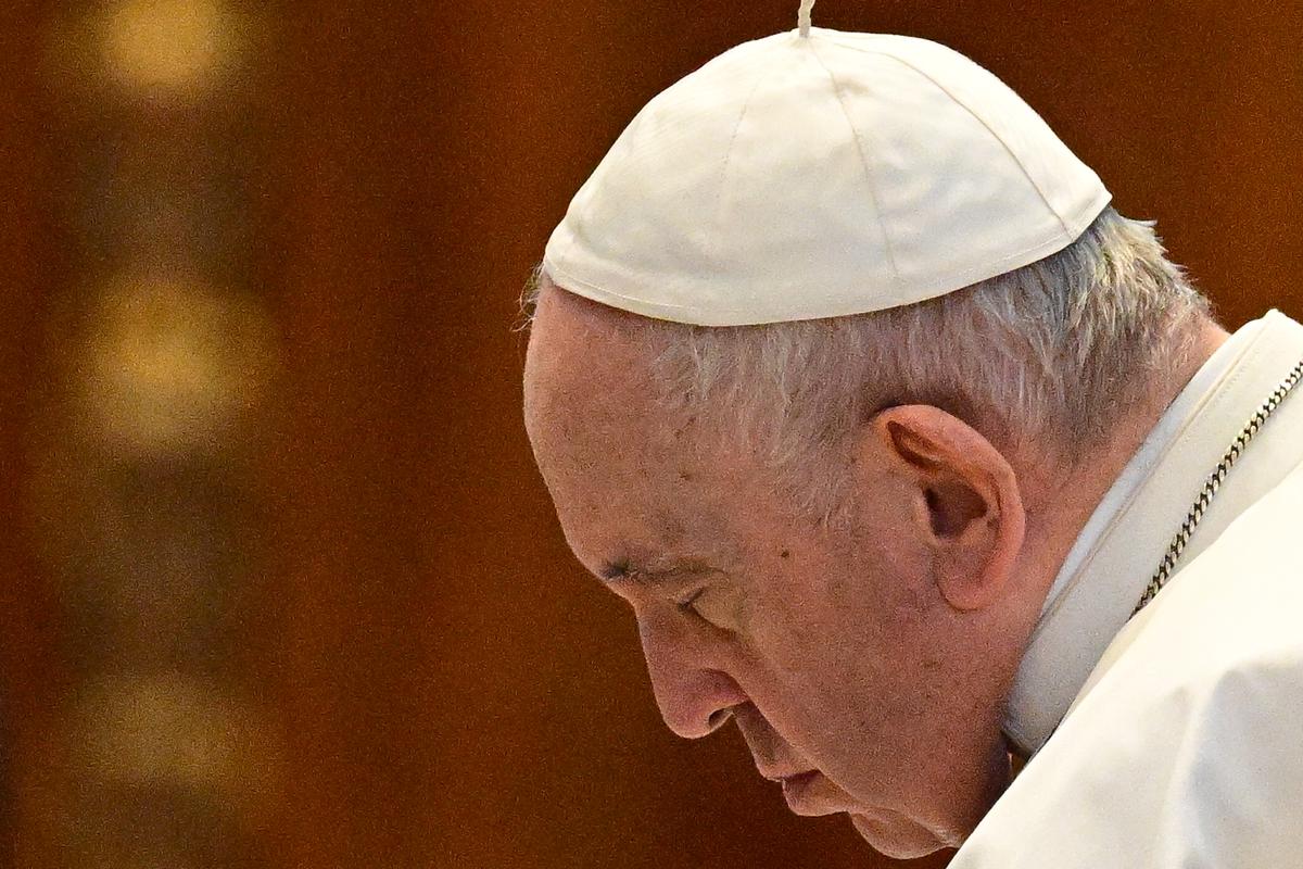 El papa pide misericordia para el "atormentado pueblo ucraniano"