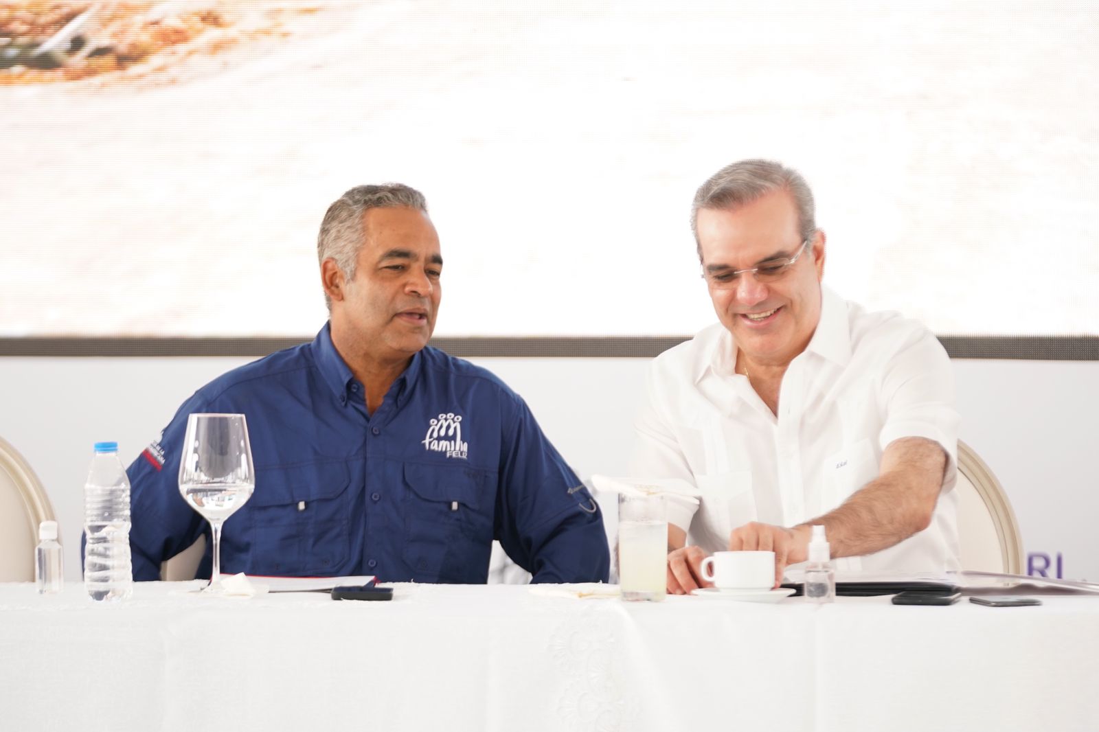 Gobierno inaugura 120 viviendas de bajo costo en Los Alcarrizos