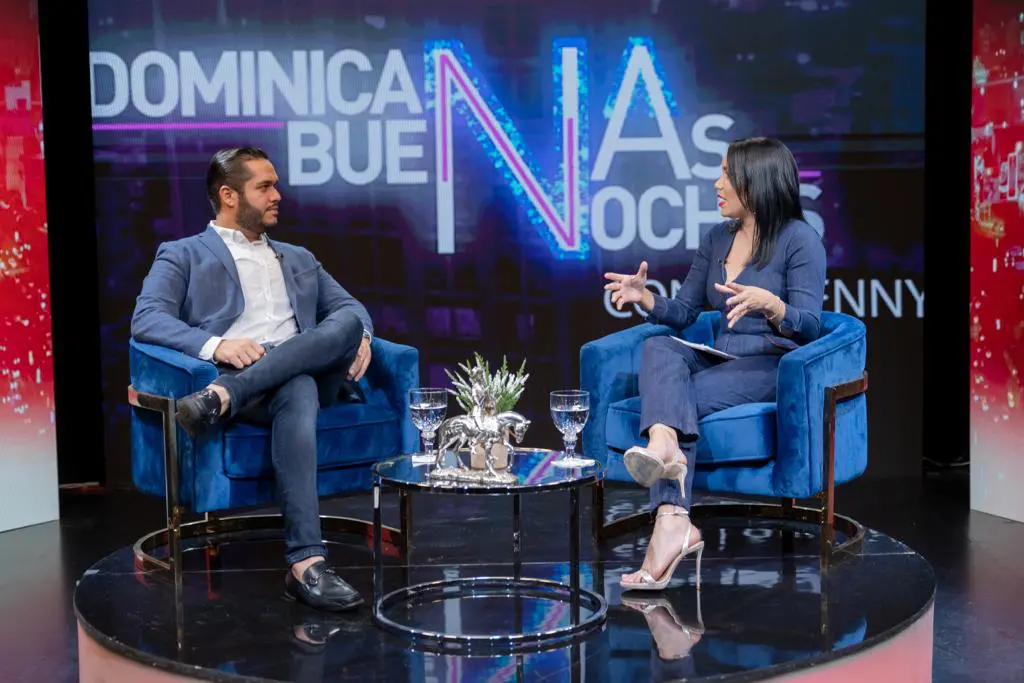 Juan Carlos Pichardo junto a Lorenny Solano