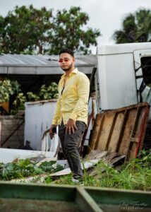  Ronald Gómez promueve su nuevo tema musical “Baila”