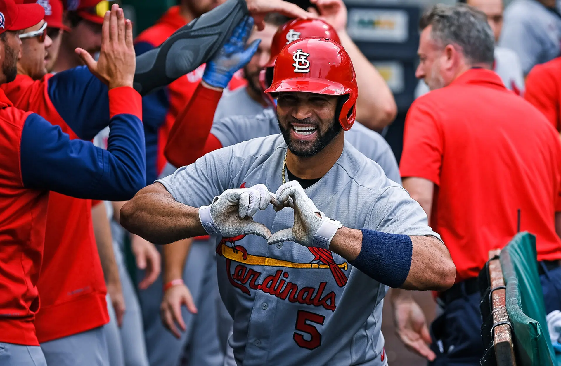 Albert Pujols ya es el cuarto bateador con más jonrones de la historia