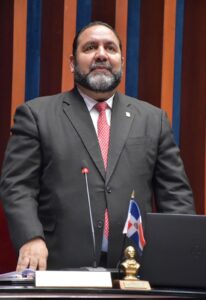 Senador PRSC pide no politizar el conflicto Cámara de Cuentas