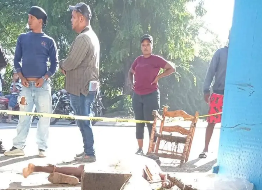Madre e hija son atropelladas por un camión sin control en Valverde