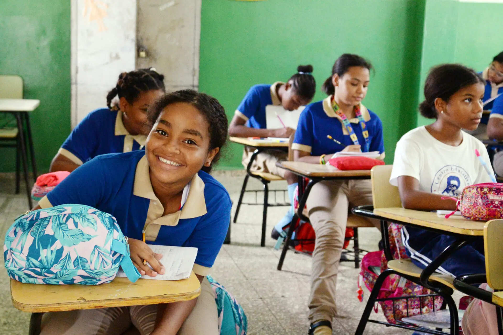 Vuelta a clases dejó a muchos felices. Félix de la Cruz