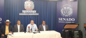 Senador realiza importantes anuncios para la diáspora en NY