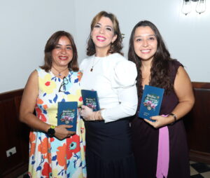 Zobeida Ramírez, Ángela Suazo y Maria Carla Picón.