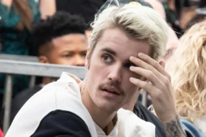 Justin Bieber recae en problemas de salud y cancela todos sus conciertos hasta enero