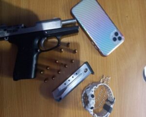Apresan hombre en Baní con un arma de fuego ilegal