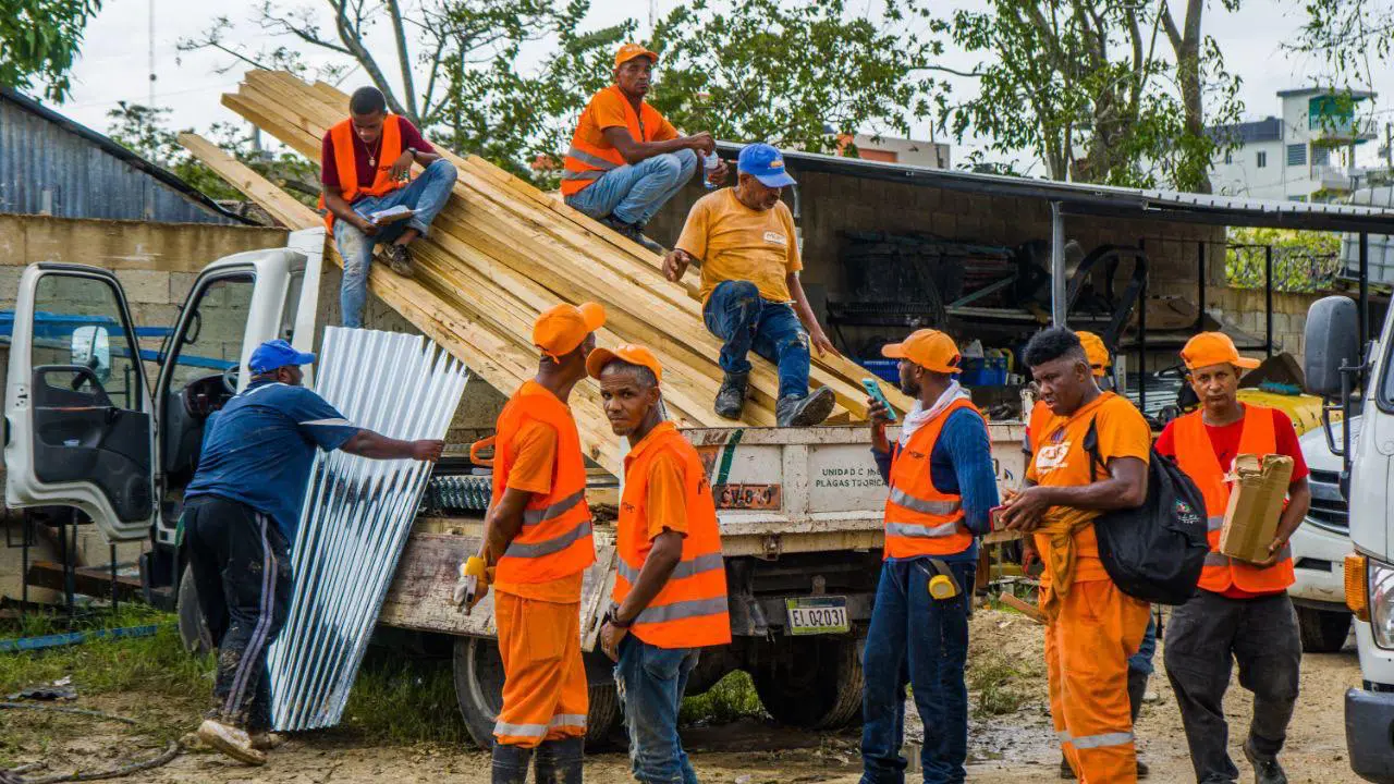 Obras Públicas asistIó a más de 325 mil afectados por Fiona en el Este