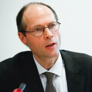 Se perderán vidas si gobiernos no reaccionan ante inflación, dice experto ONU