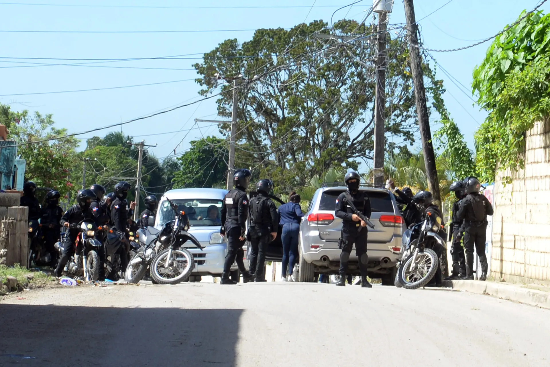 Villa Mella: piden intensificar patrullas policiales también en la noche