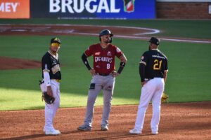 Águilas caen ante Gigantes en primer juego en el Estadio Cibao