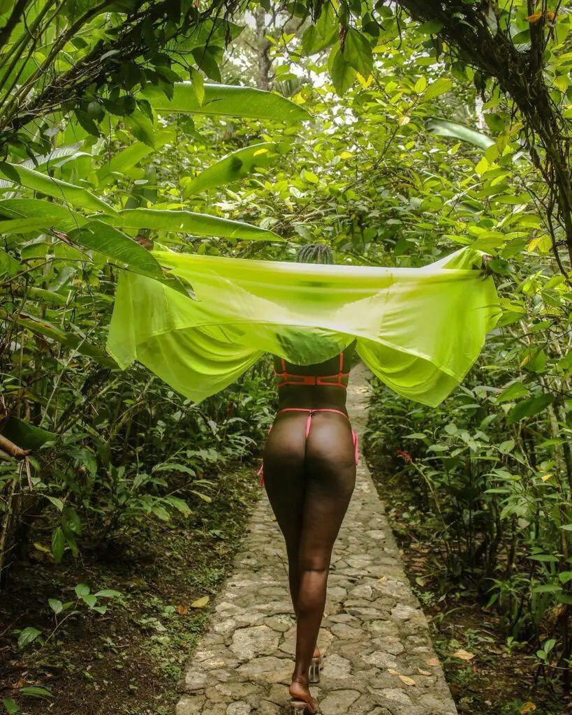Critican "nalgas al aire" en el teleférico de Puerto Plata
