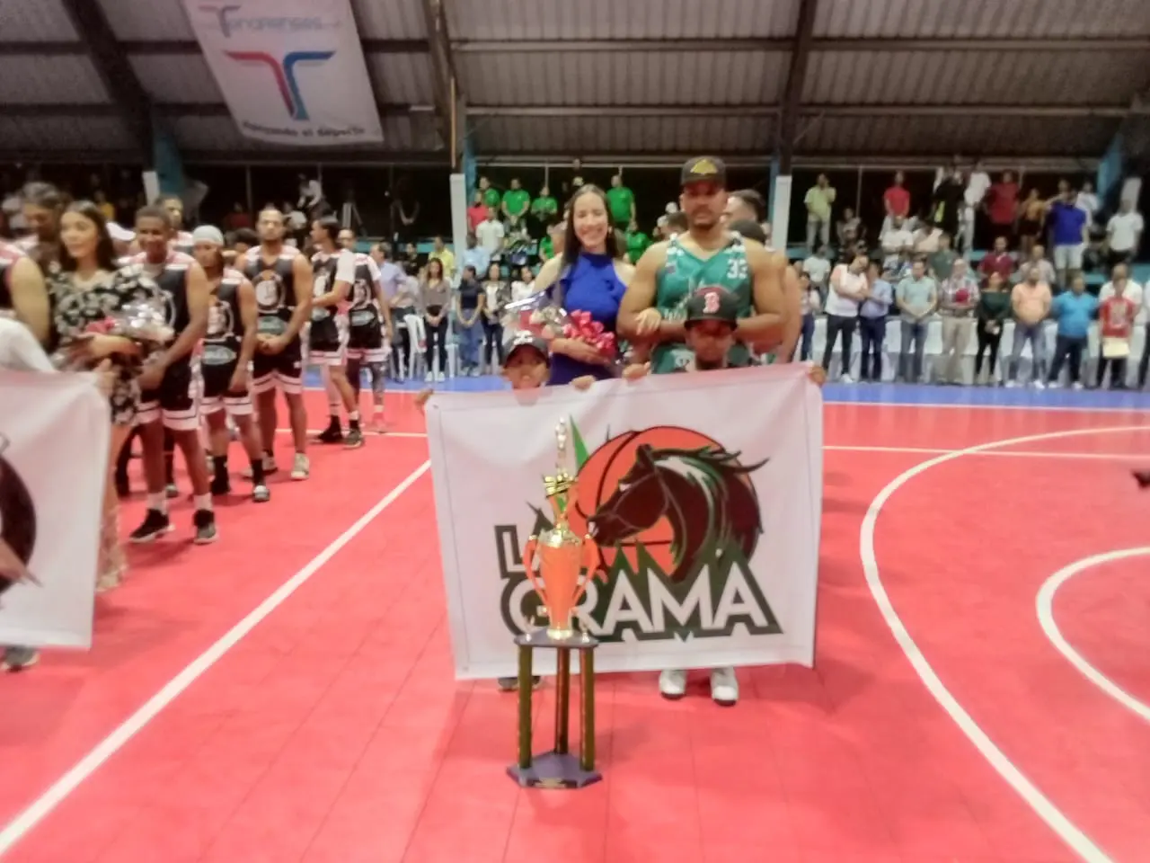 Inauguran Torneo de Baloncesto Superior dedicado a Director INFOTEP