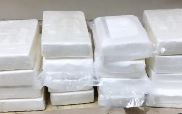 Detienen a 2 dominicanos con cocaína valorada en 7 millones en Puerto Rico