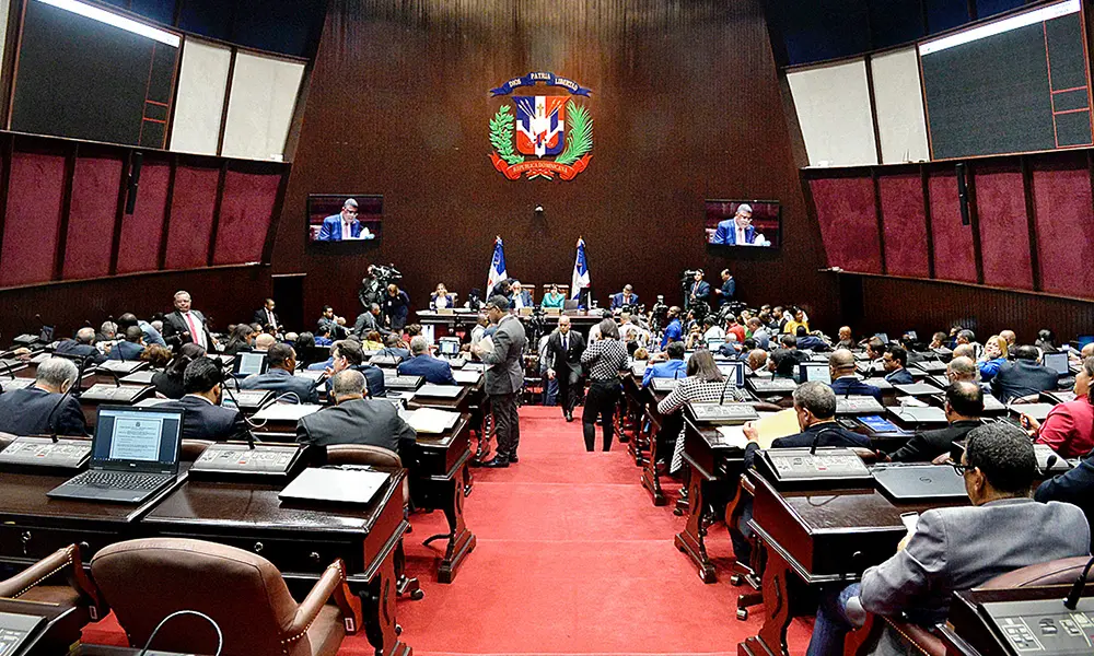 Envían a comisión proyecto busca declarar "Día Nacional del Perdón"