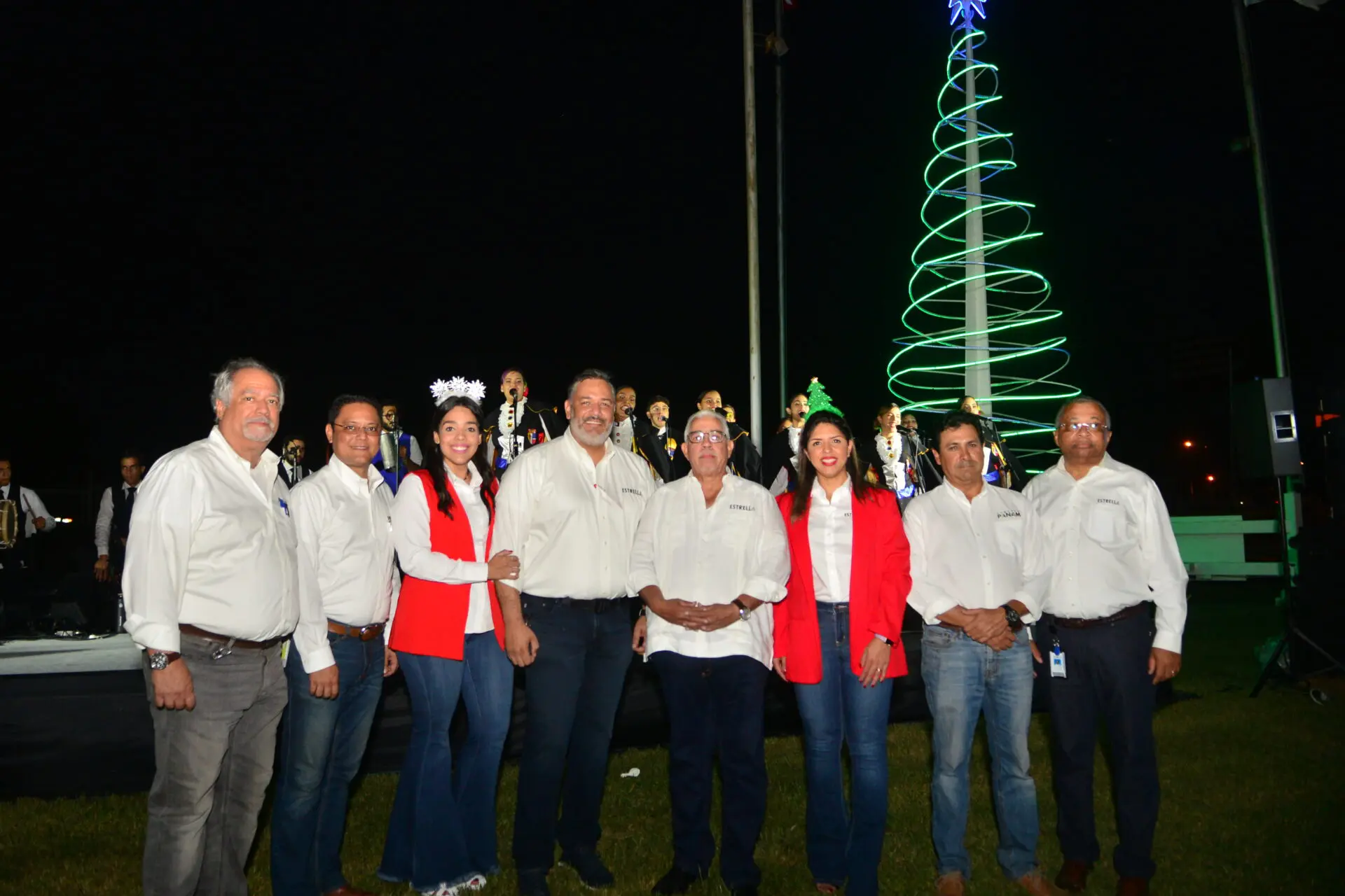 Rainer Aristy, Kenyi Yamamoto, Michelle Rodríguez, Manuel Genao, Rovin Rodríguez, Jeaune Marie Badía, Carlos Peralta y Luis Mella. CHARLI MARTIN