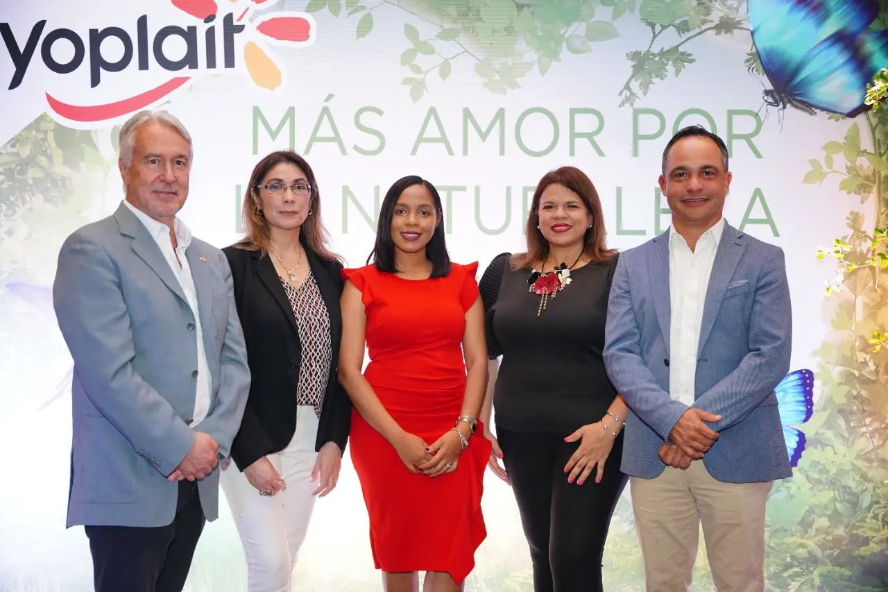 afael Romero, Hernández, Yina Alcántara , Elizabeth Robles y Otoniel Aybar