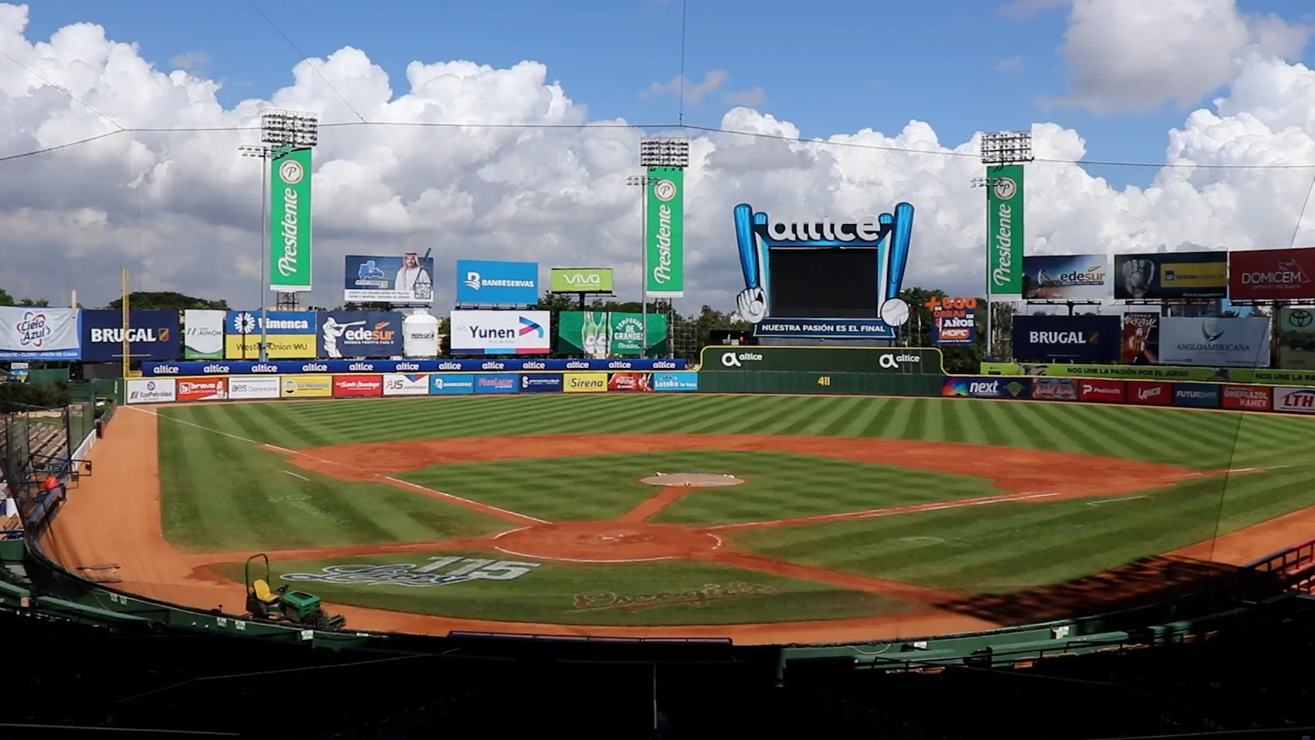 Estadio Quisqueya Juan Marichal