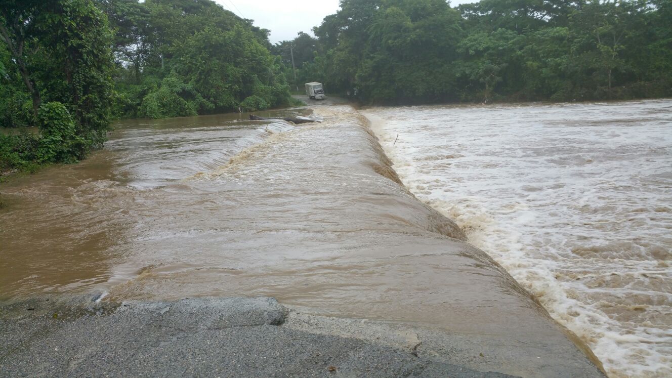Las lluvias del fin de semana en Azua causaron inundaciones. Fuente externa