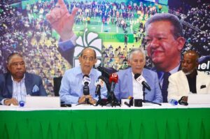 FP dice Abinader está desinformado sobre drenajes de Santo Domingo