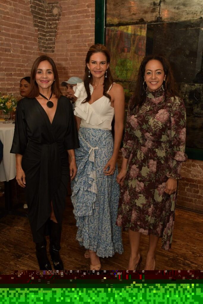 Claudine Nova, Celeste Pérez y Yaira Cassó.