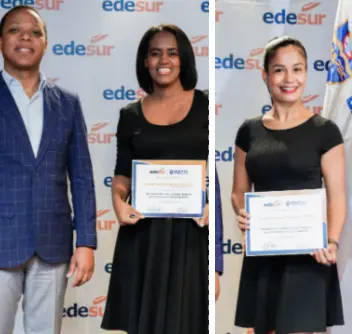 María Ramos y Jessica Bonifacio junto a Milton Morrison administrador de EdeSur, durante la entrega de certificado.
