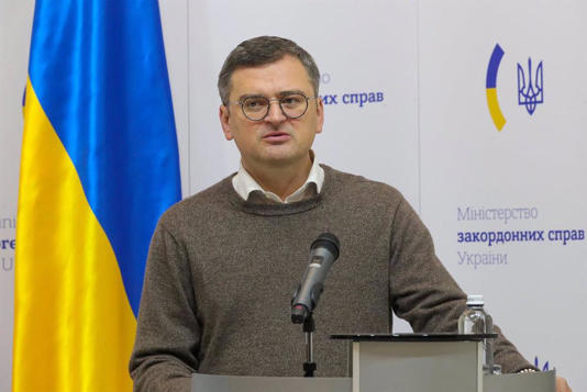 Ministro de Exteriores de Ucrania advierte habrá una “gran ofensiva” rusa en los primeros meses de 2023