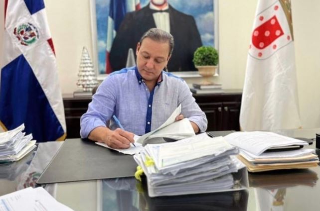 Alcalde de Santiago, Abel Martínez