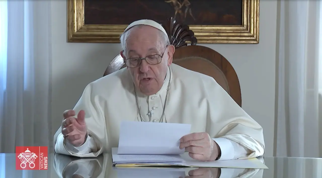 El papa insta a promover el trabajo femenino y a combatir la explotación