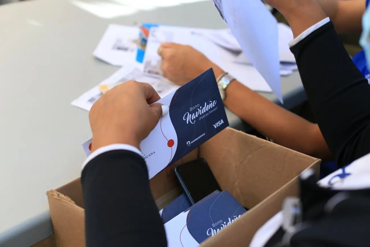 Supérate inicia entrega del Bono Navideño a 350 mil familias