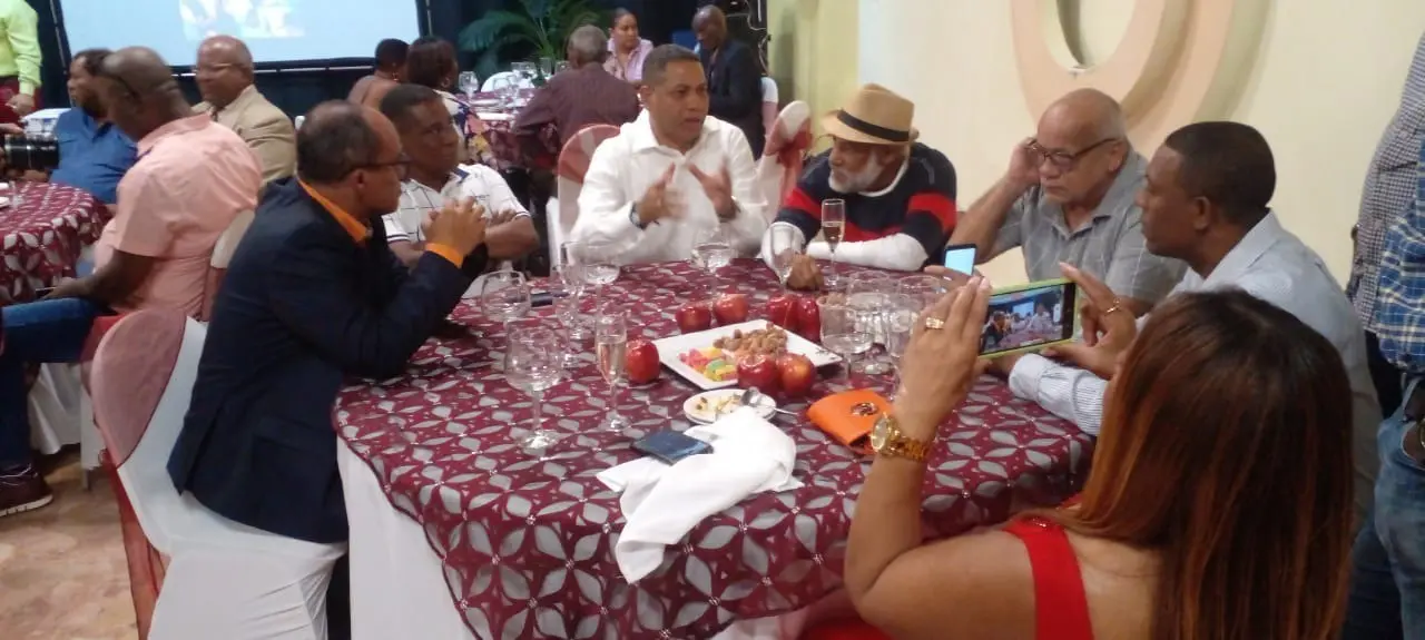 Trajano Santana culpa de la pobreza en Barahona a legisladores