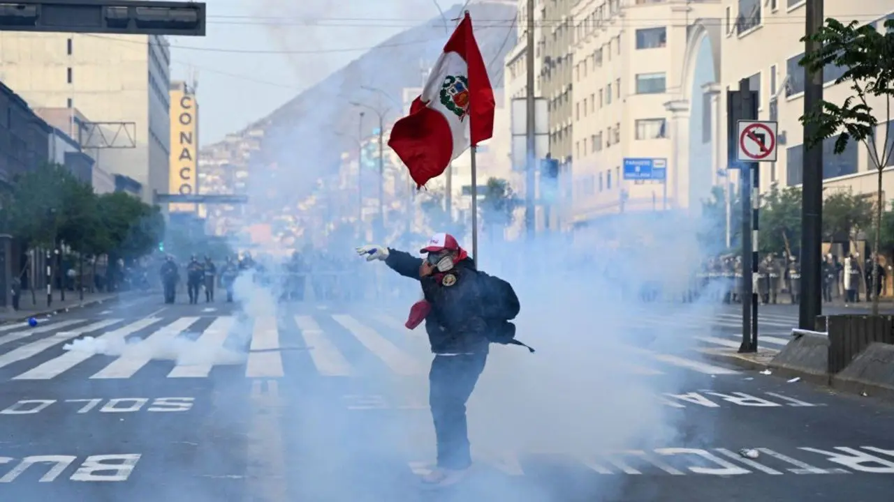 EEUU pide Perú haga reformas necesarias para proteger la democracia