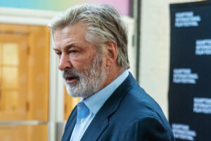 Alec Baldwin formalmente acusado de homicidio involuntario