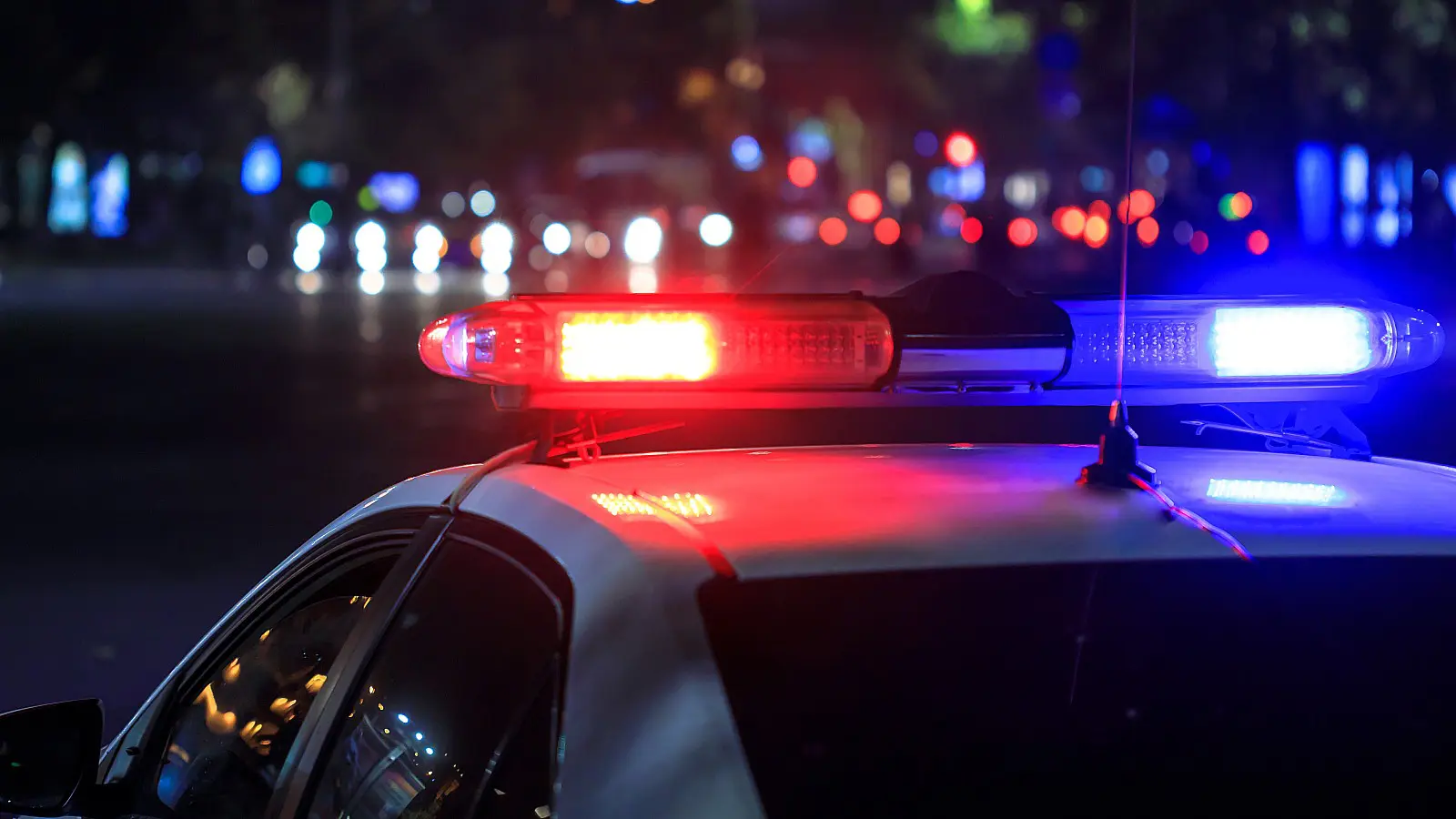 Tiroteo desde un vehículo deja 10 heridos en Florida